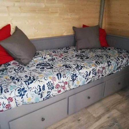 Studio Marmotte Font-Romeu 4 Personnes Avec Balcon Residence Val Soleil Entierement Renove En Juin 2021 Place De Parking & Wifi Gratuit , Draps & Serviettes De Toilettes Non Inclus, Sabanas Y Toallas No Incluidos Kültér fotó