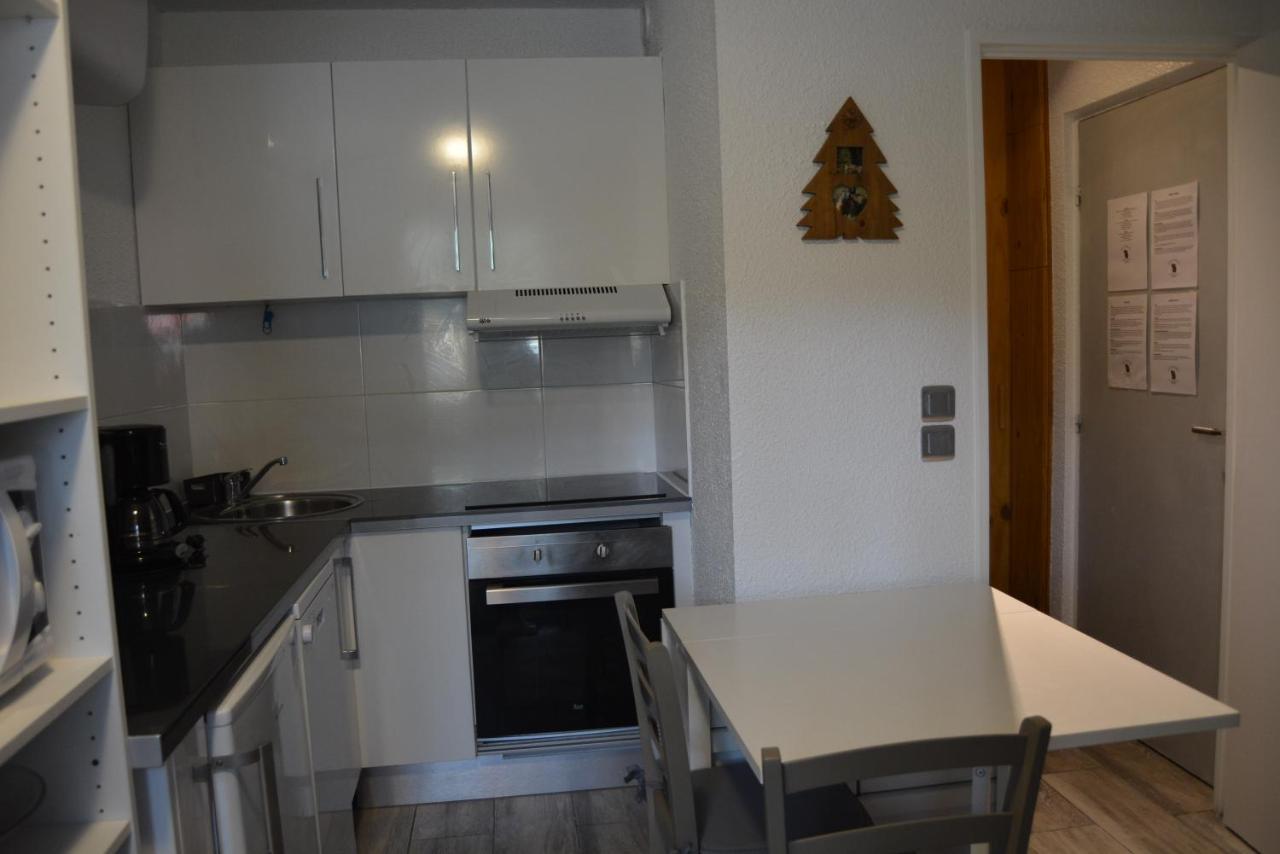Studio Marmotte Font-Romeu 4 Personnes Avec Balcon Residence Val Soleil Entierement Renove En Juin 2021 Place De Parking & Wifi Gratuit , Draps & Serviettes De Toilettes Non Inclus, Sabanas Y Toallas No Incluidos Kültér fotó