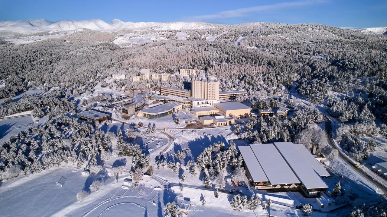 Studio Marmotte Font-Romeu 4 Personnes Avec Balcon Residence Val Soleil Entierement Renove En Juin 2021 Place De Parking & Wifi Gratuit , Draps & Serviettes De Toilettes Non Inclus, Sabanas Y Toallas No Incluidos Kültér fotó