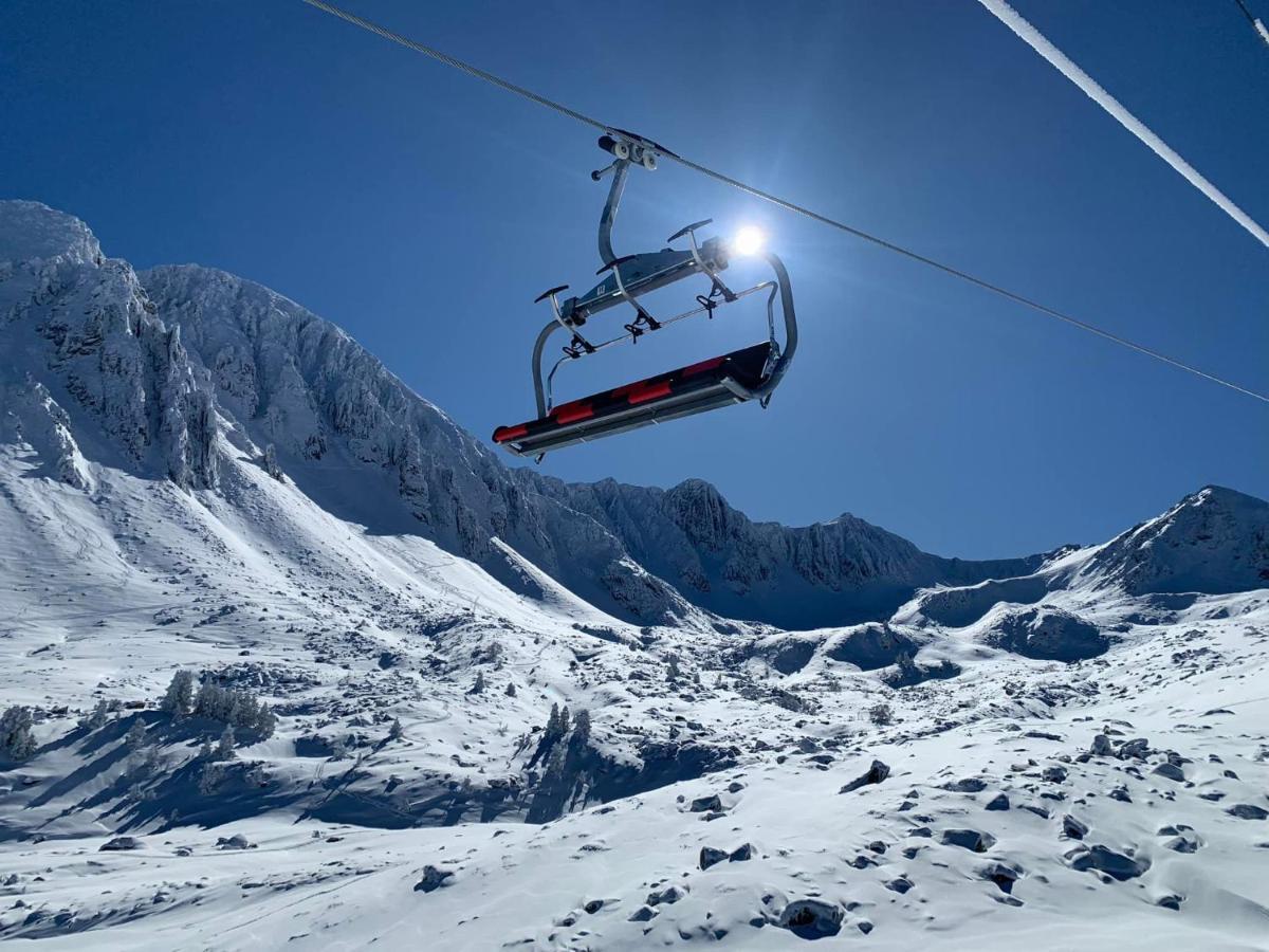 Studio Marmotte Font-Romeu 4 Personnes Avec Balcon Residence Val Soleil Entierement Renove En Juin 2021 Place De Parking & Wifi Gratuit , Draps & Serviettes De Toilettes Non Inclus, Sabanas Y Toallas No Incluidos Kültér fotó